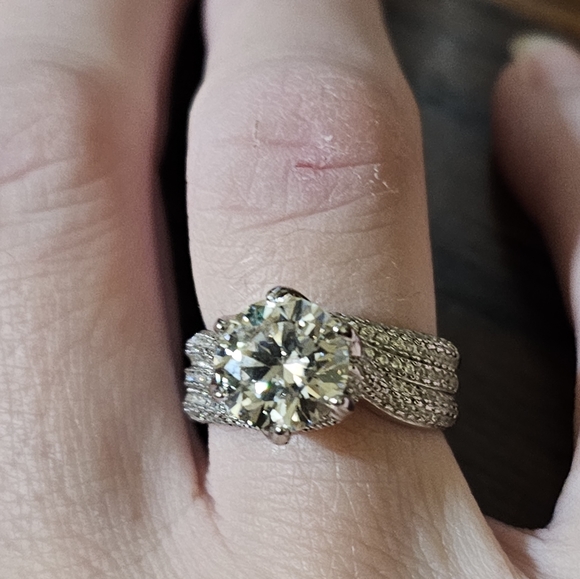 NEW GRA Certified Luxurious Moissanite 3 Carat 18k/925 Ring 💍 Size 6 - Picture 4 of 15